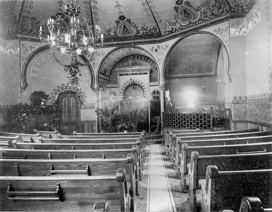 Moses Montefiore Temple, circa 1890.